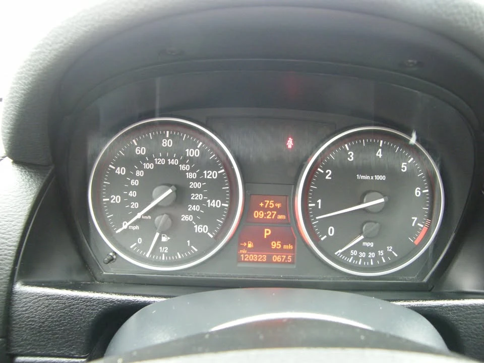 2015 BMW E84 X1 - Image 16 of 20