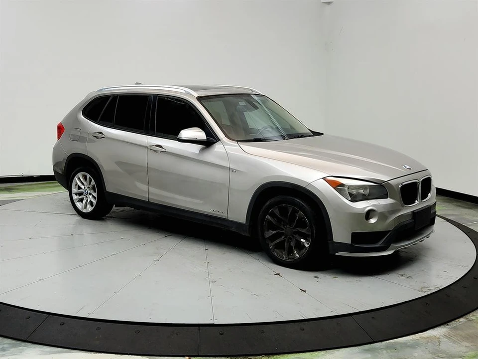 2015 BMW E84 X1 - Image 3 of 21