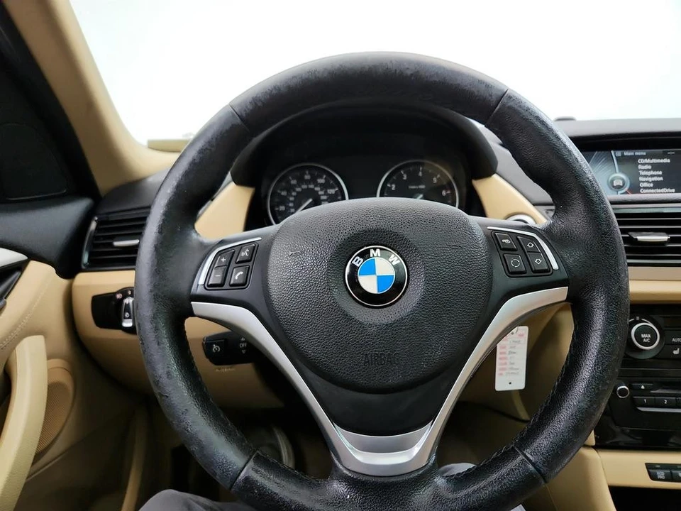 2015 BMW E84 X1 - Image 17 of 21