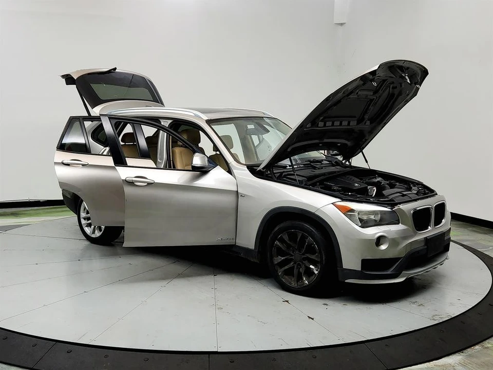2015 BMW E84 X1 - Image 10 of 21