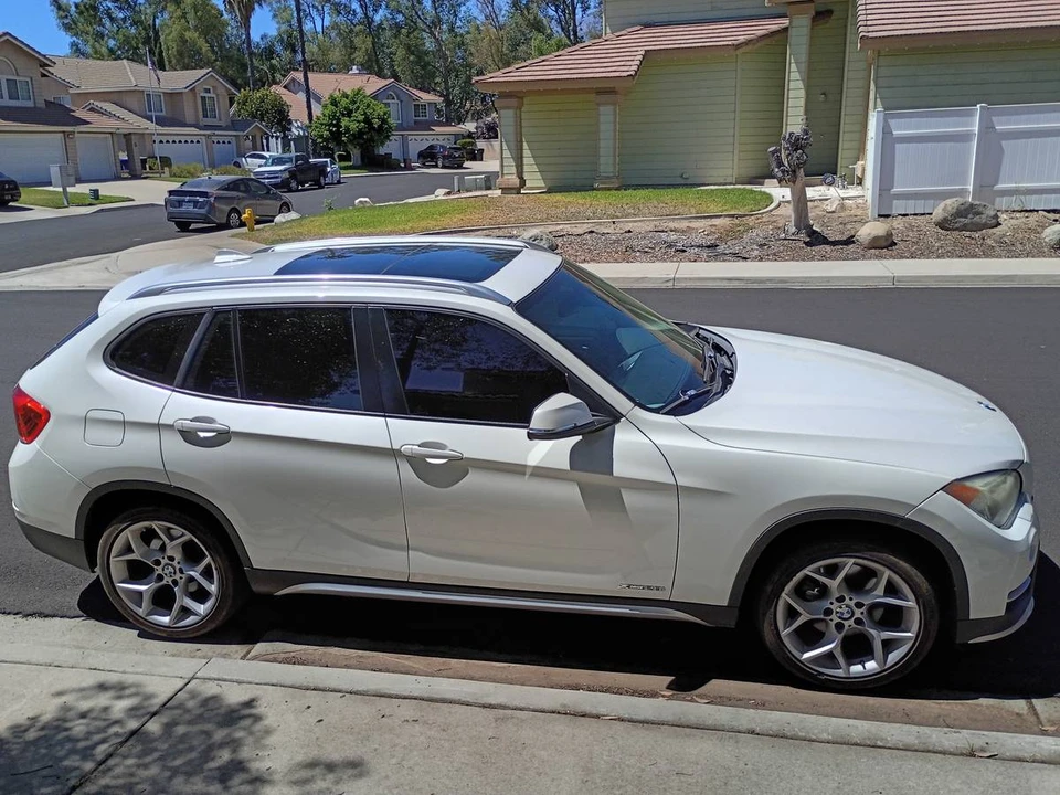 2015 BMW E84 X1 - Image 3 of 12