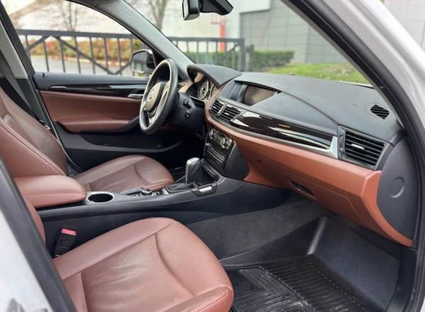 2015 BMW E84 X1 - Image 9 of 16