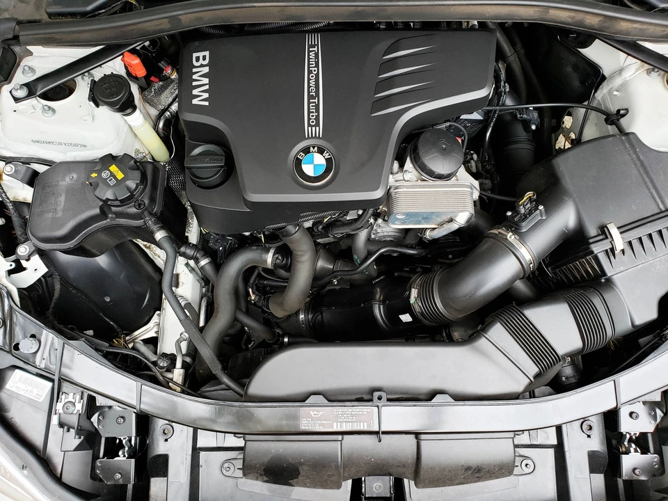 2015 BMW E84 X1 - Image 20 of 21