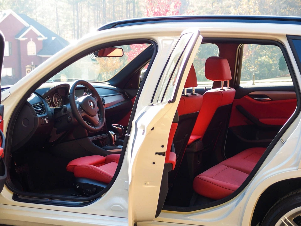 2015 BMW E84 X1 - Image 15 of 21