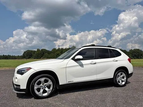 2015 BMW X1 sDrive28i Sport Utility 4D