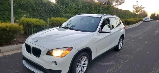 2015 BMW X1 sDrive28i Sport Utility 4D