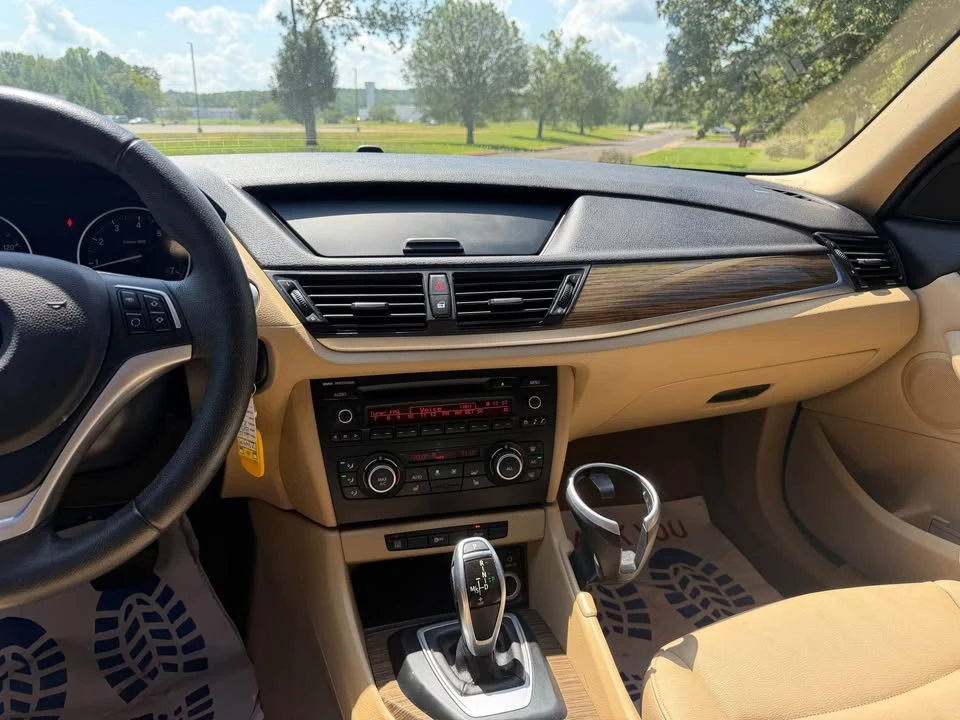 2015 BMW E84 X1 - Image 9 of 13
