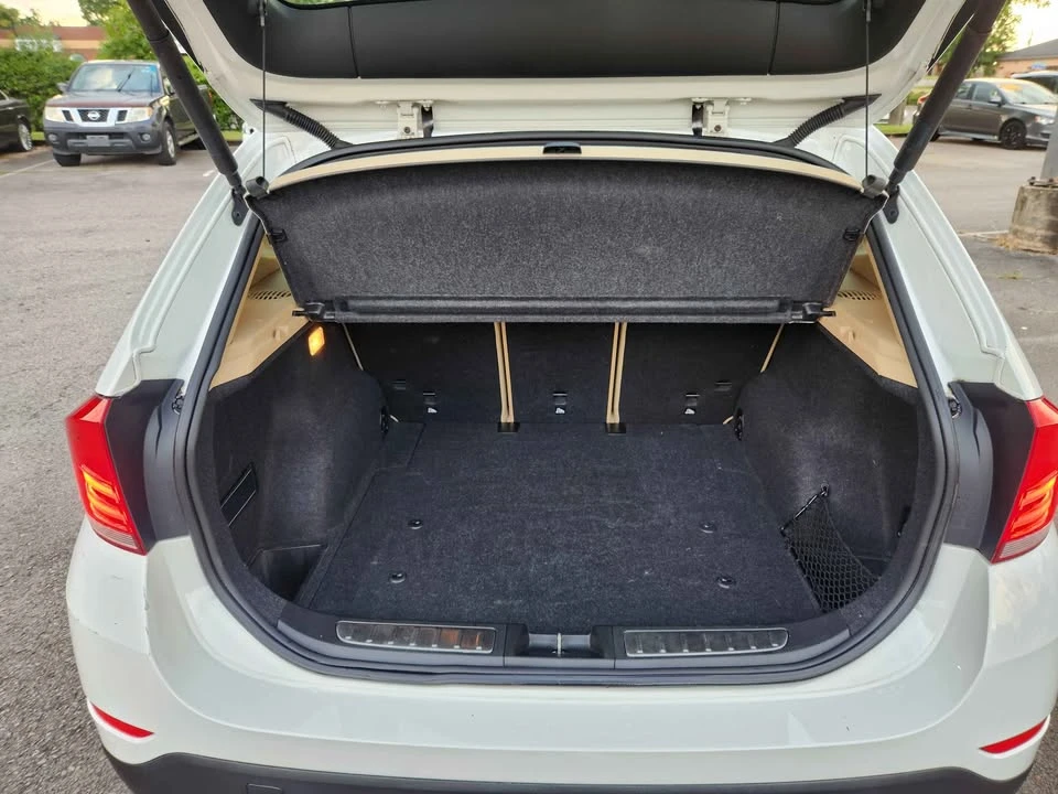 2015 BMW E84 X1 - Image 11 of 12