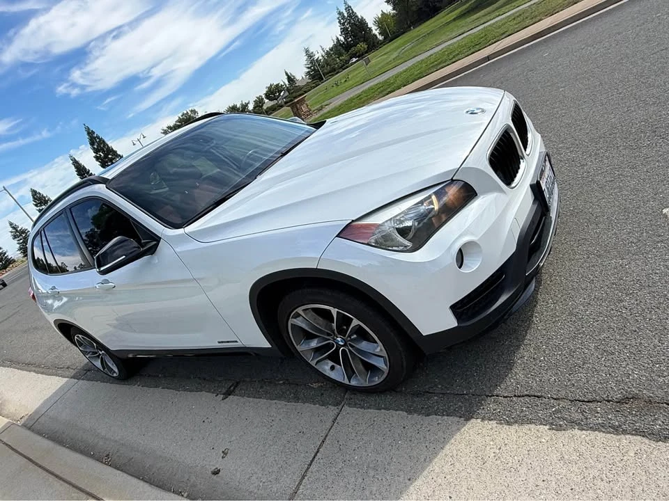 2015 BMW E84 X1 - Image 2 of 19