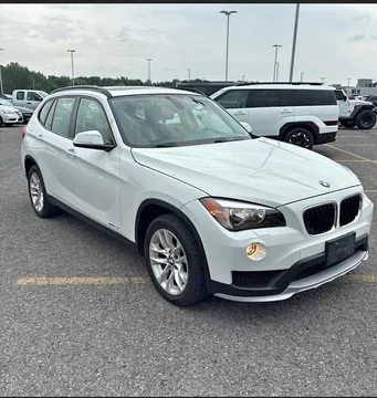 2015 BMW X1 sDrive28i Sport Utility 4D