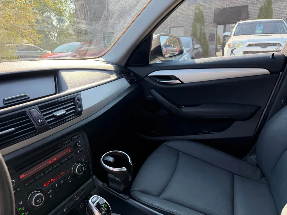 2015 BMW E84 X1 - Image 11 of 14