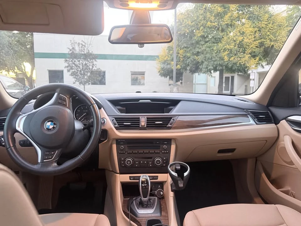 2015 BMW E84 X1 - Image 15 of 17