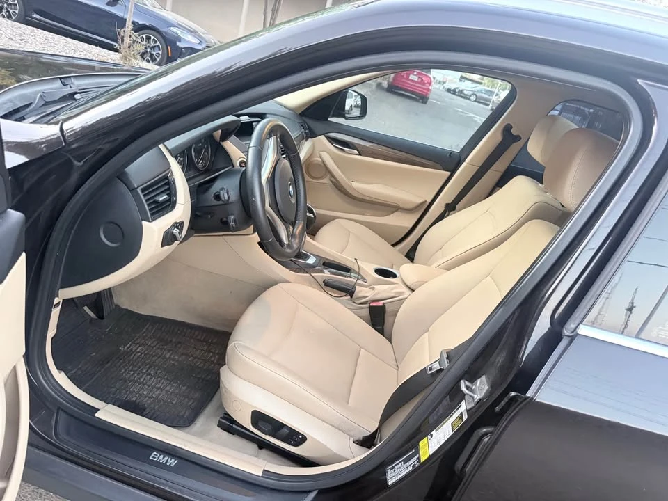 2015 BMW E84 X1 - Image 10 of 17