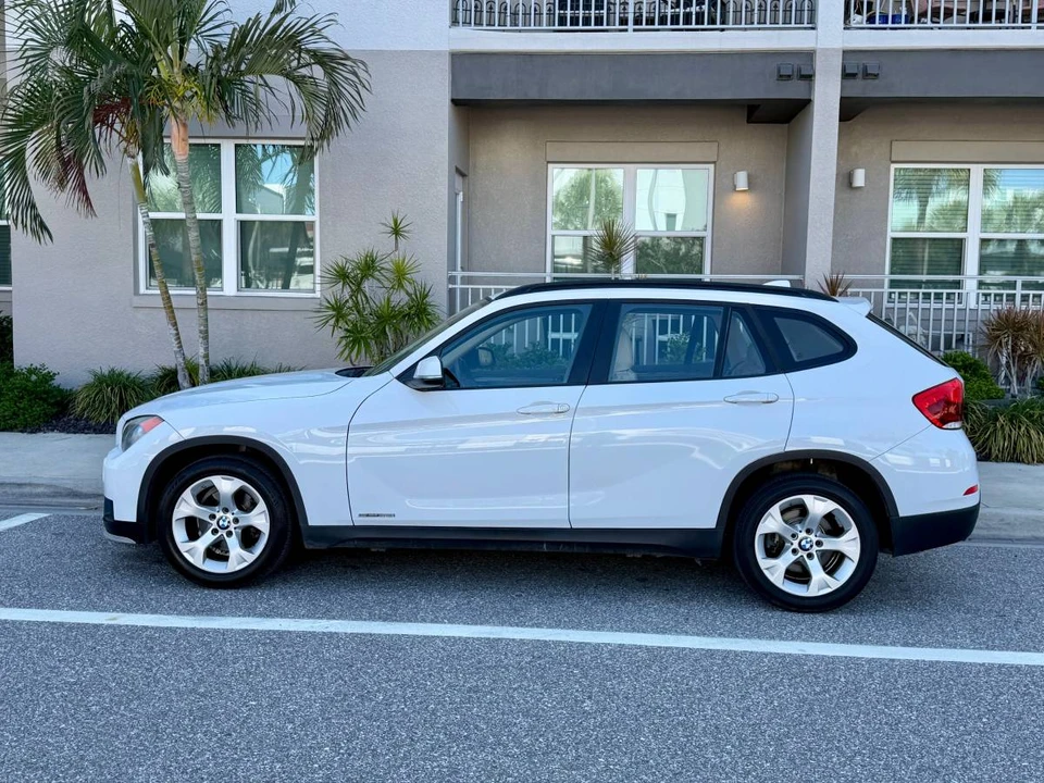 2015 BMW E84 X1 - Image 4 of 17