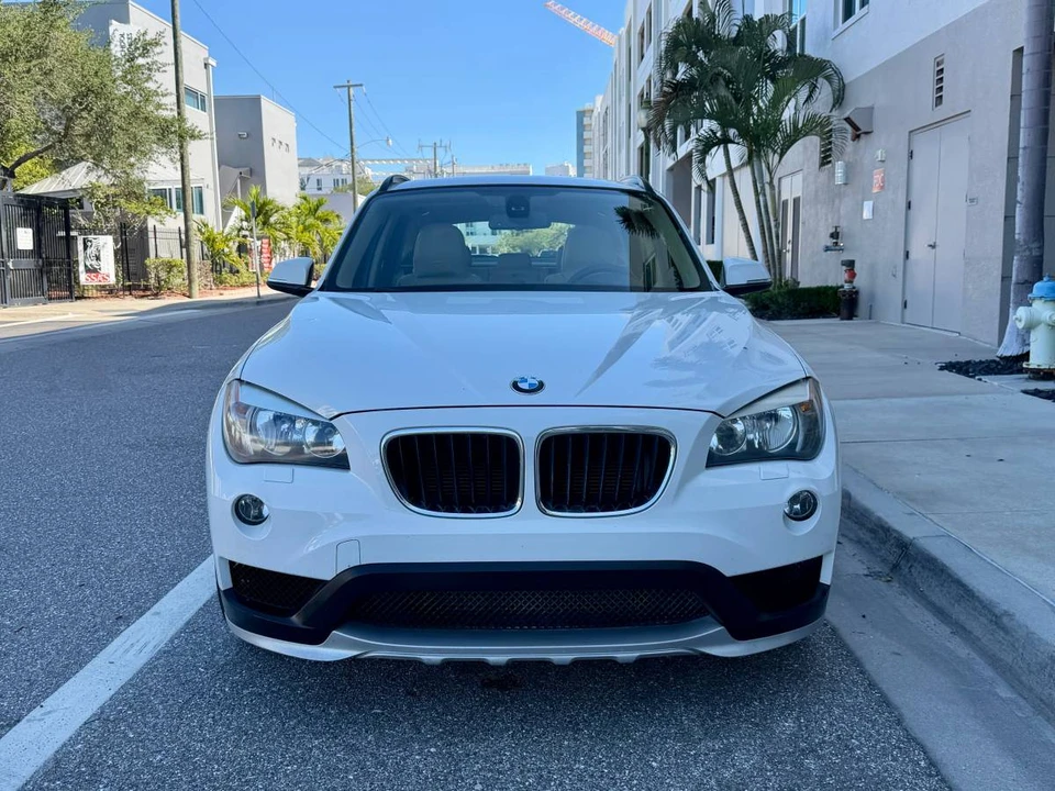 2015 BMW E84 X1 - Image 2 of 17