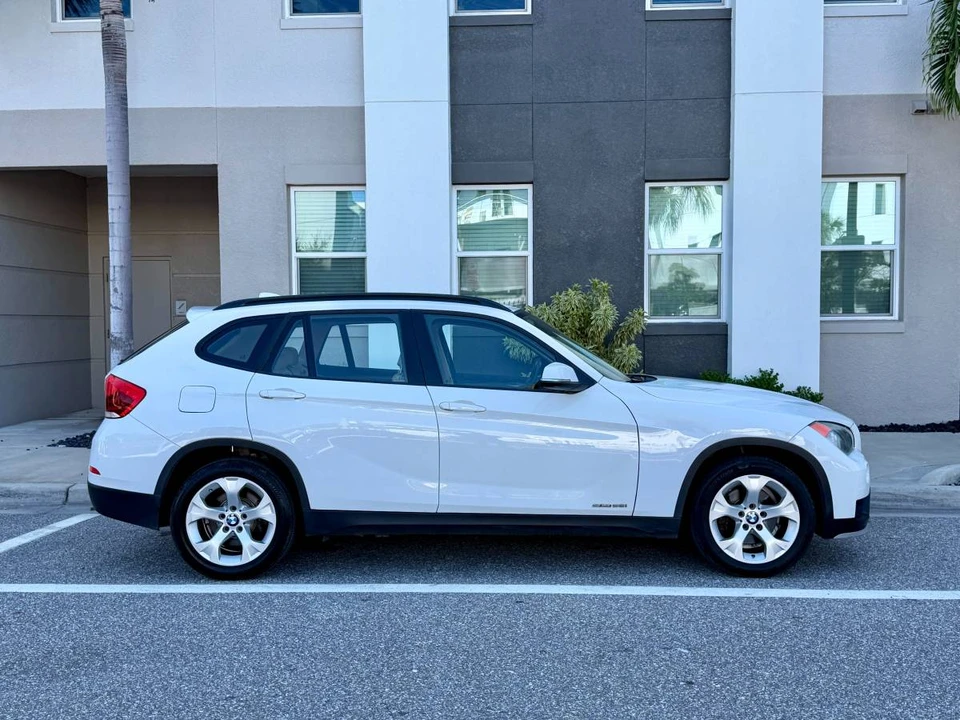 2015 BMW E84 X1 - Image 8 of 17