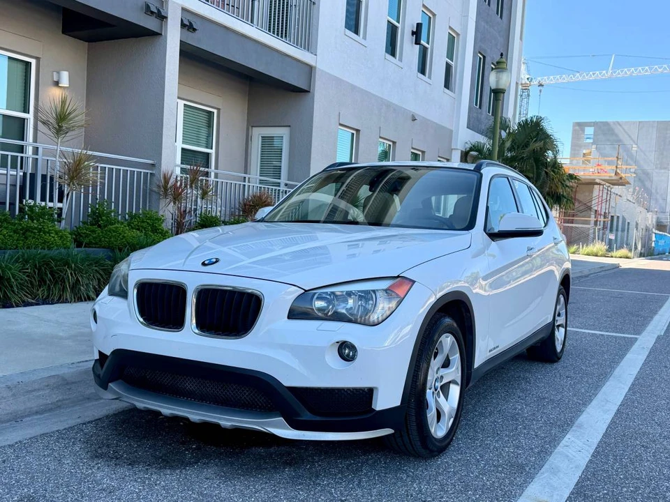 2015 BMW E84 X1 - Image 3 of 17