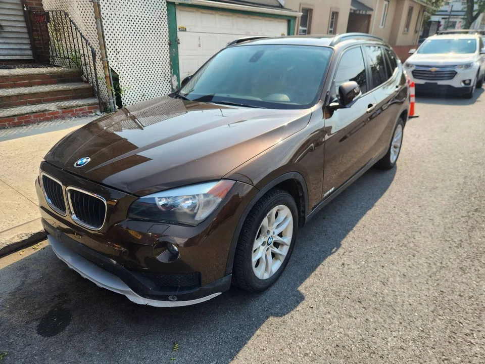 2015 BMW E84 X1 - Image 2 of 11