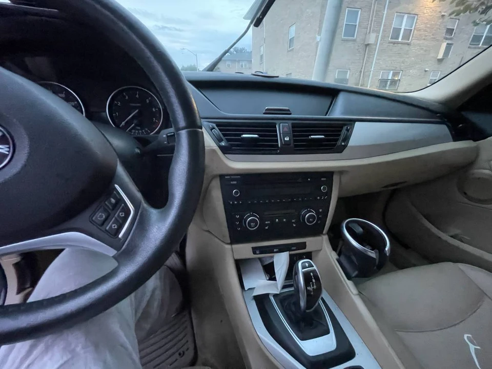 2015 BMW E84 X1 - Image 3 of 10