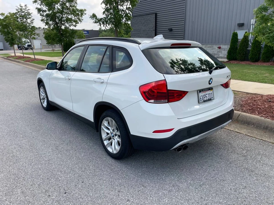 2015 BMW E84 X1 - Image 3 of 24