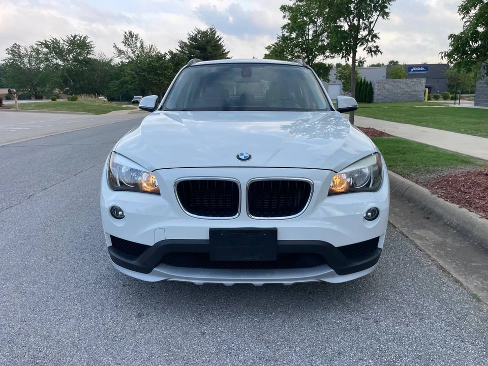 2015 BMW E84 X1 - Image 7 of 24
