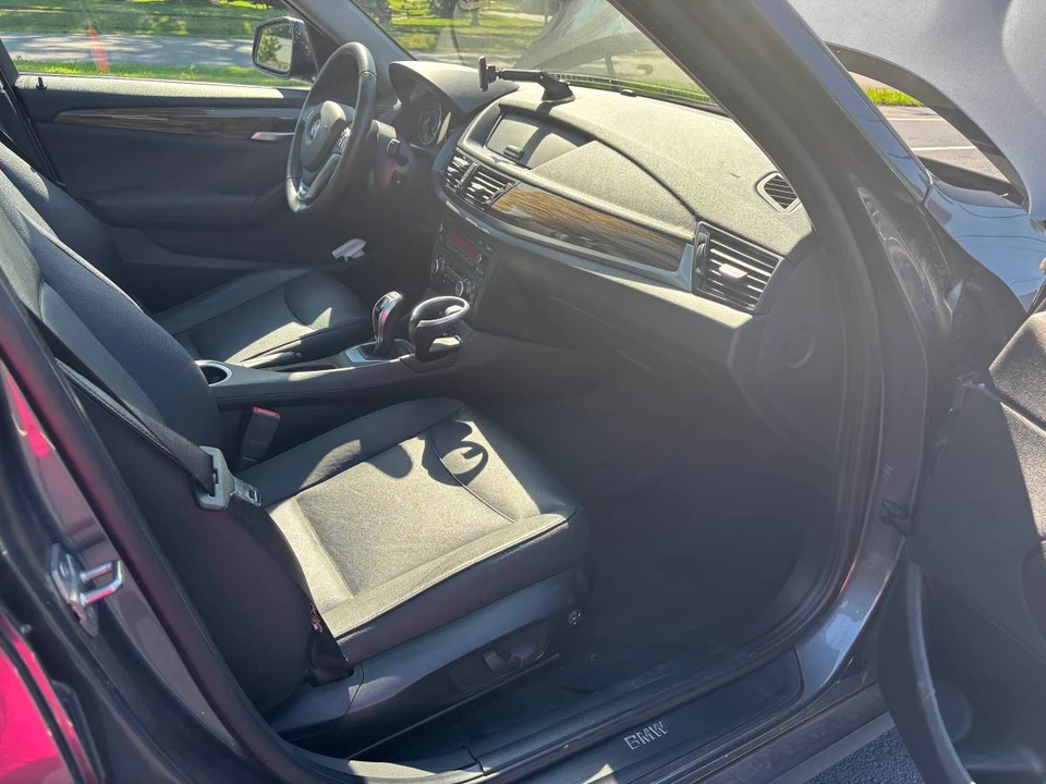 2015 BMW E84 X1 - Image 16 of 22