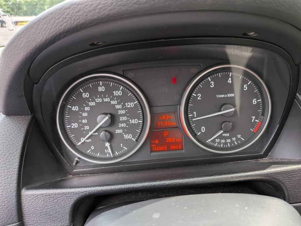 2015 BMW E84 X1 - Image 14 of 23