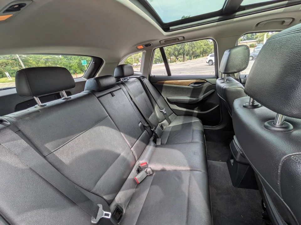 2015 BMW E84 X1 - Image 17 of 23