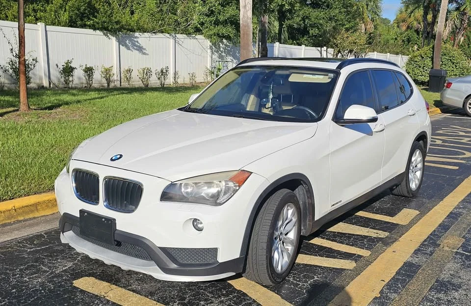 2015 BMW E84 X1 - Image 2 of 11