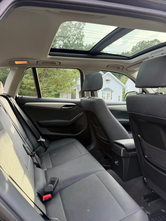 2015 BMW E84 X1 - Image 9 of 12