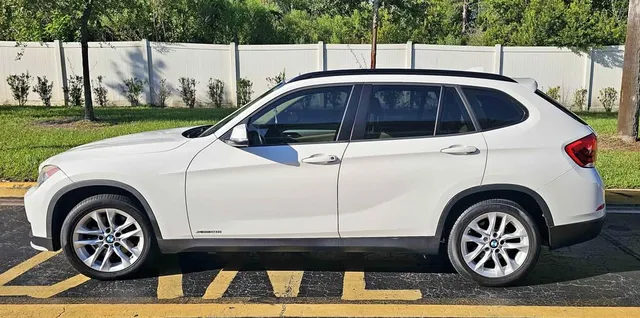 2015 BMW X1 xDrive28i Sport Utility 4D