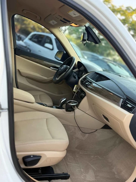 2015 BMW E84 X1 - Image 11 of 17