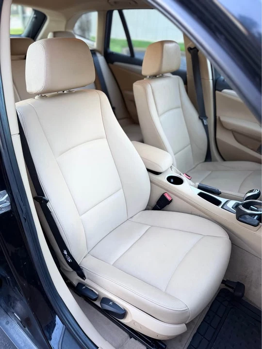 2015 BMW E84 X1 - Image 11 of 18