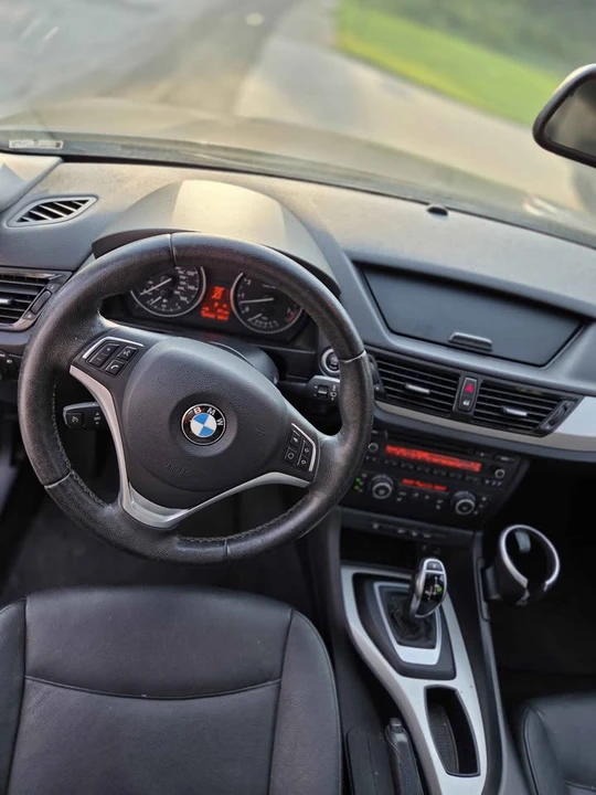 2015 BMW E84 X1 - Image 10 of 19
