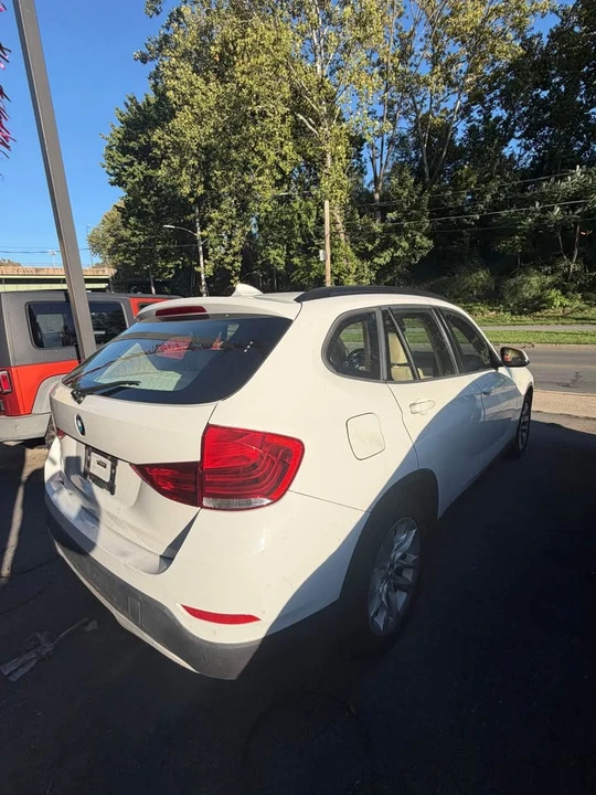 2015 BMW E84 X1 - Image 4 of 9