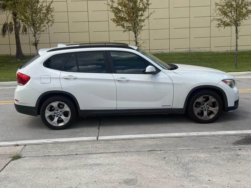 2015 BMW E84 X1 - Image 4 of 15