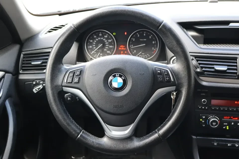 2015 BMW E84 X1 - Image 16 of 20