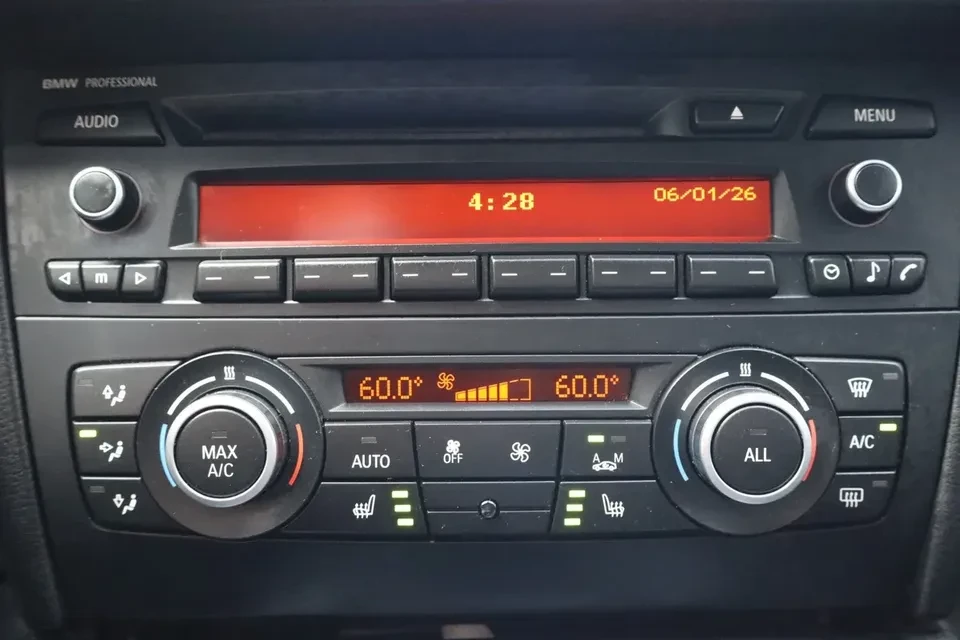 2015 BMW E84 X1 - Image 19 of 20