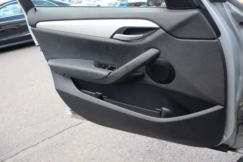 2015 BMW E84 X1 - Image 10 of 20
