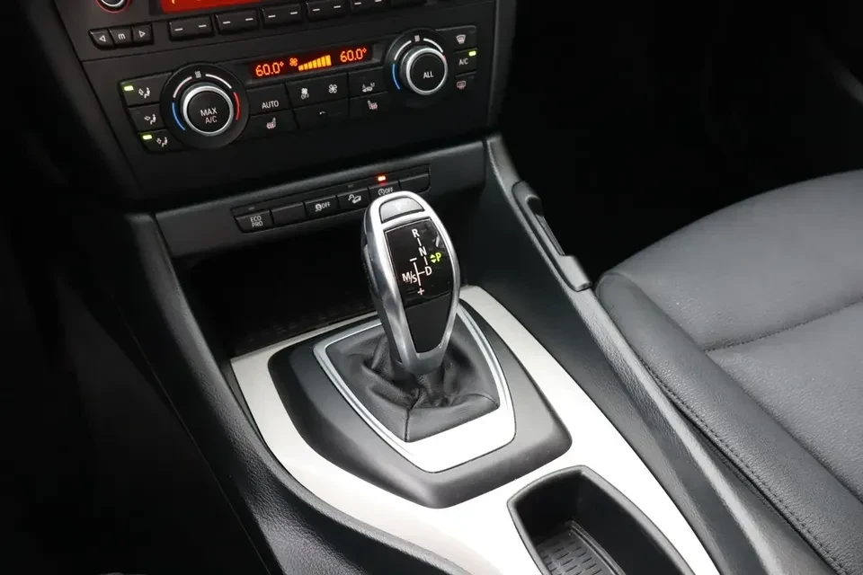 2015 BMW E84 X1 - Image 16 of 20