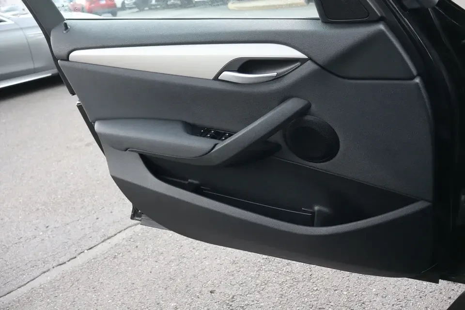 2015 BMW E84 X1 - Image 10 of 20