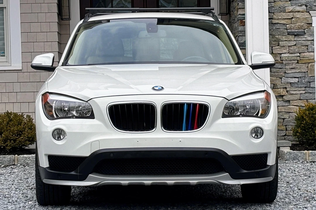 2015 BMW E84 X1 - Image 2 of 25
