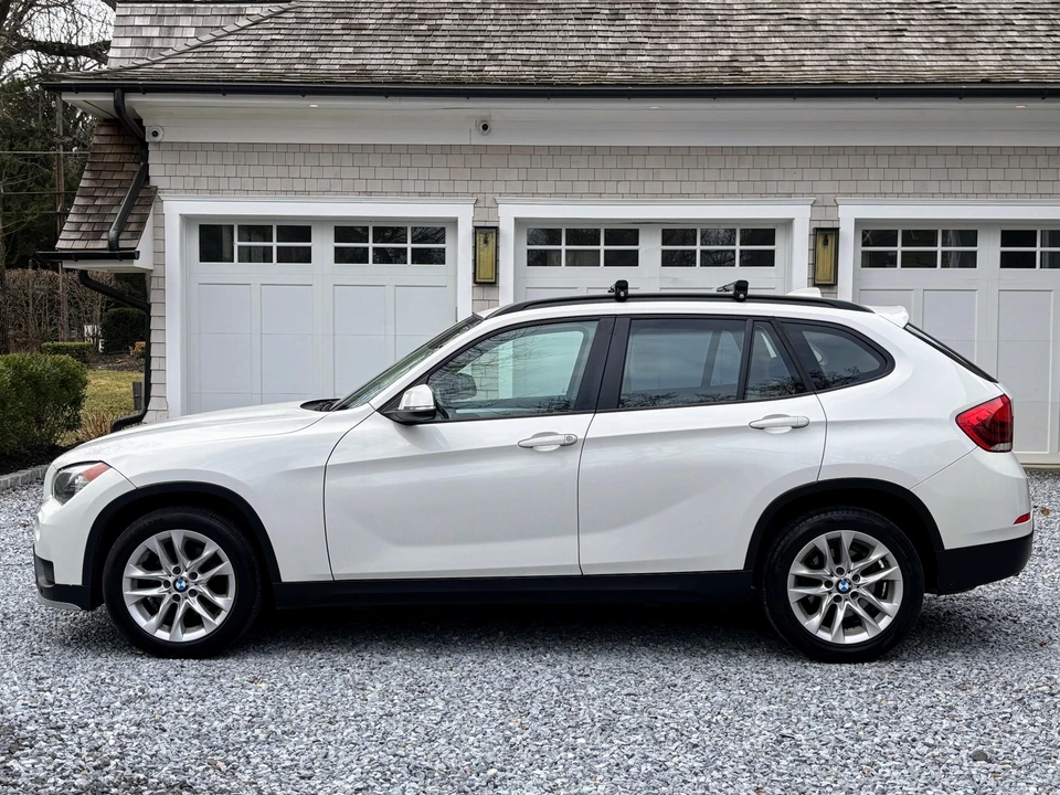 2015 BMW E84 X1 - Image 16 of 25