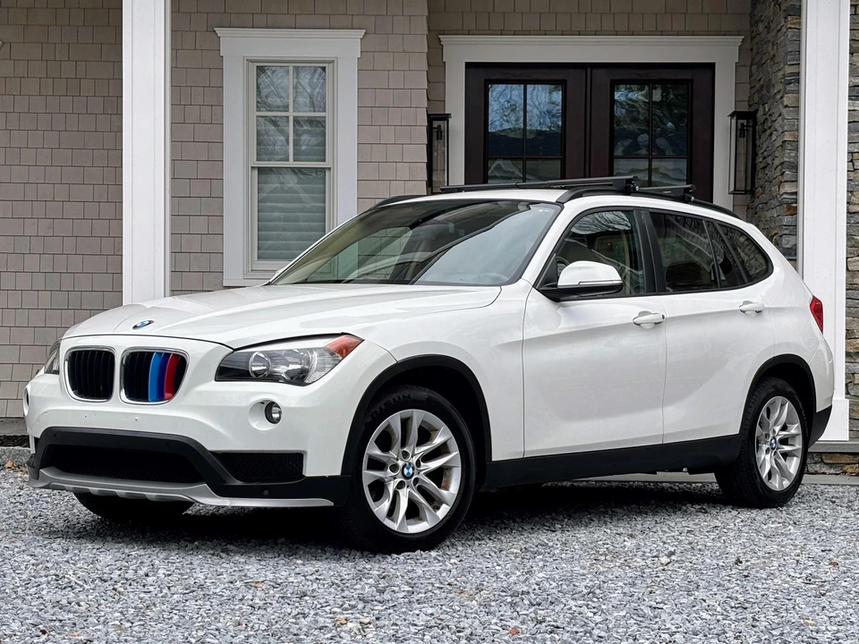 2015 BMW E84 X1 - Image 11 of 25