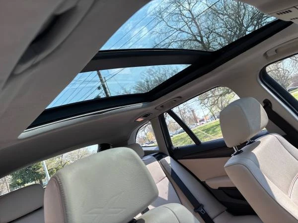2015 BMW E84 X1 - Image 17 of 20