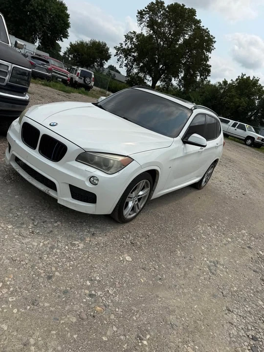 2015 BMW E84 X1 - Image 2 of 3