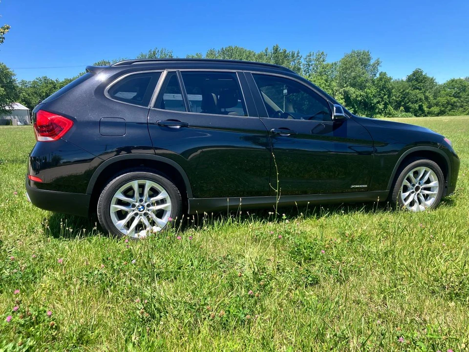 2015 BMW E84 X1 - Image 2 of 17