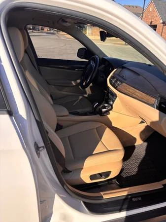 2015 BMW E84 X1 - Image 9 of 12