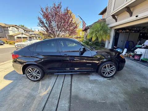 2015 BMW X4 xDrive28i Sport Utility 4D