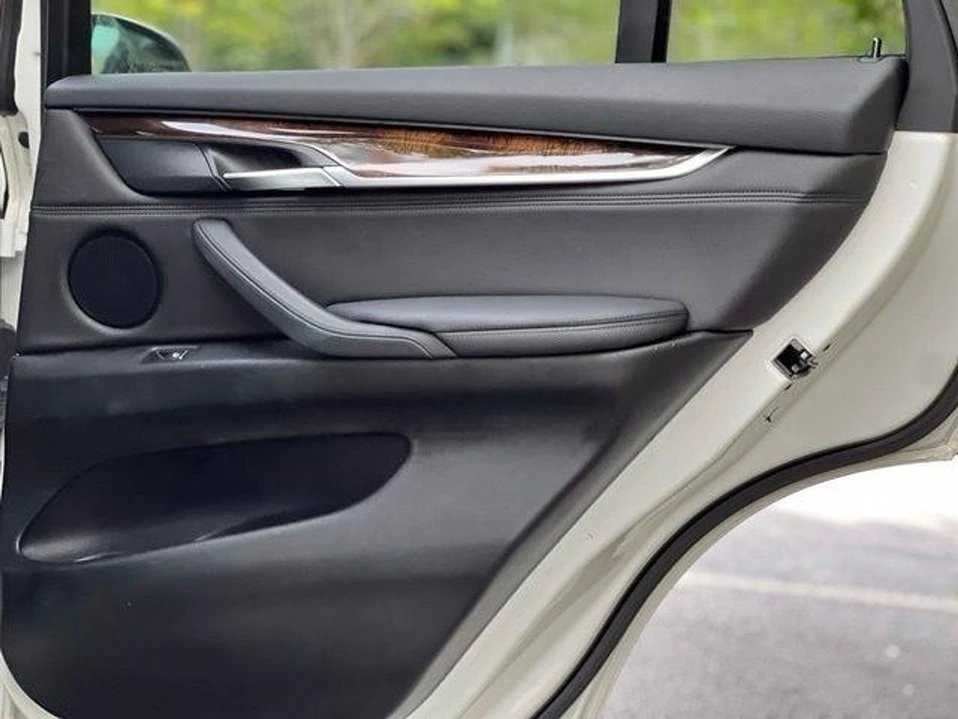 2015 BMW F15 X5 - Image 17 of 20